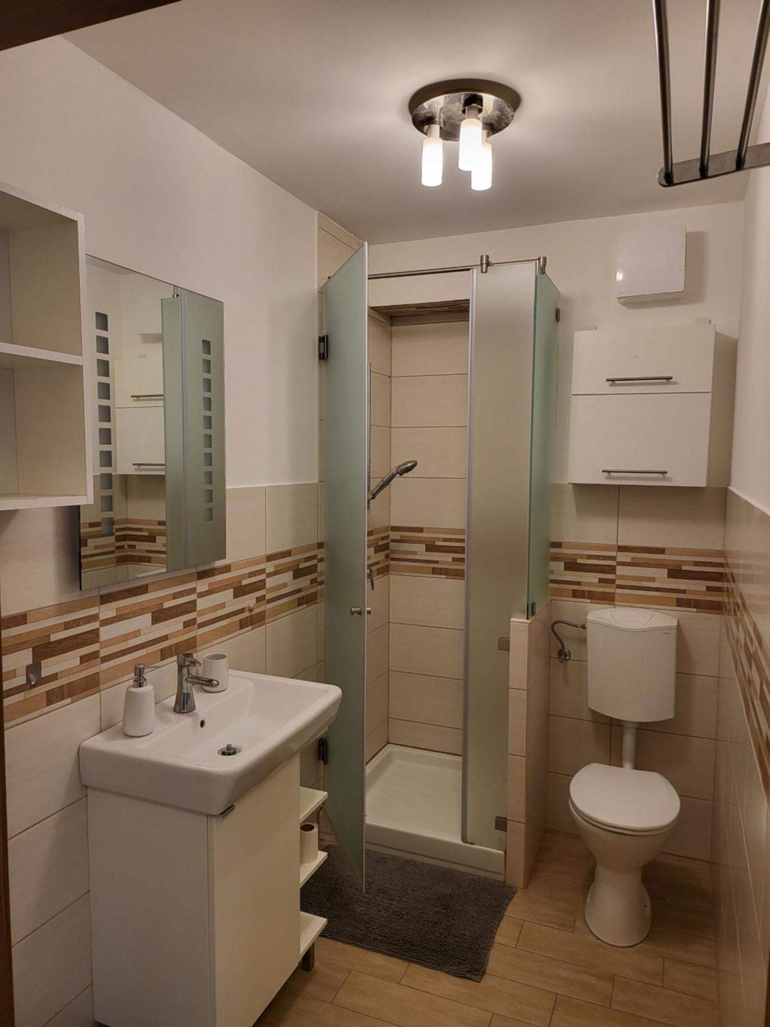Triangol Apartman: Fuerdo, Belvaros, Egyetem Ráb Exteriér fotografie