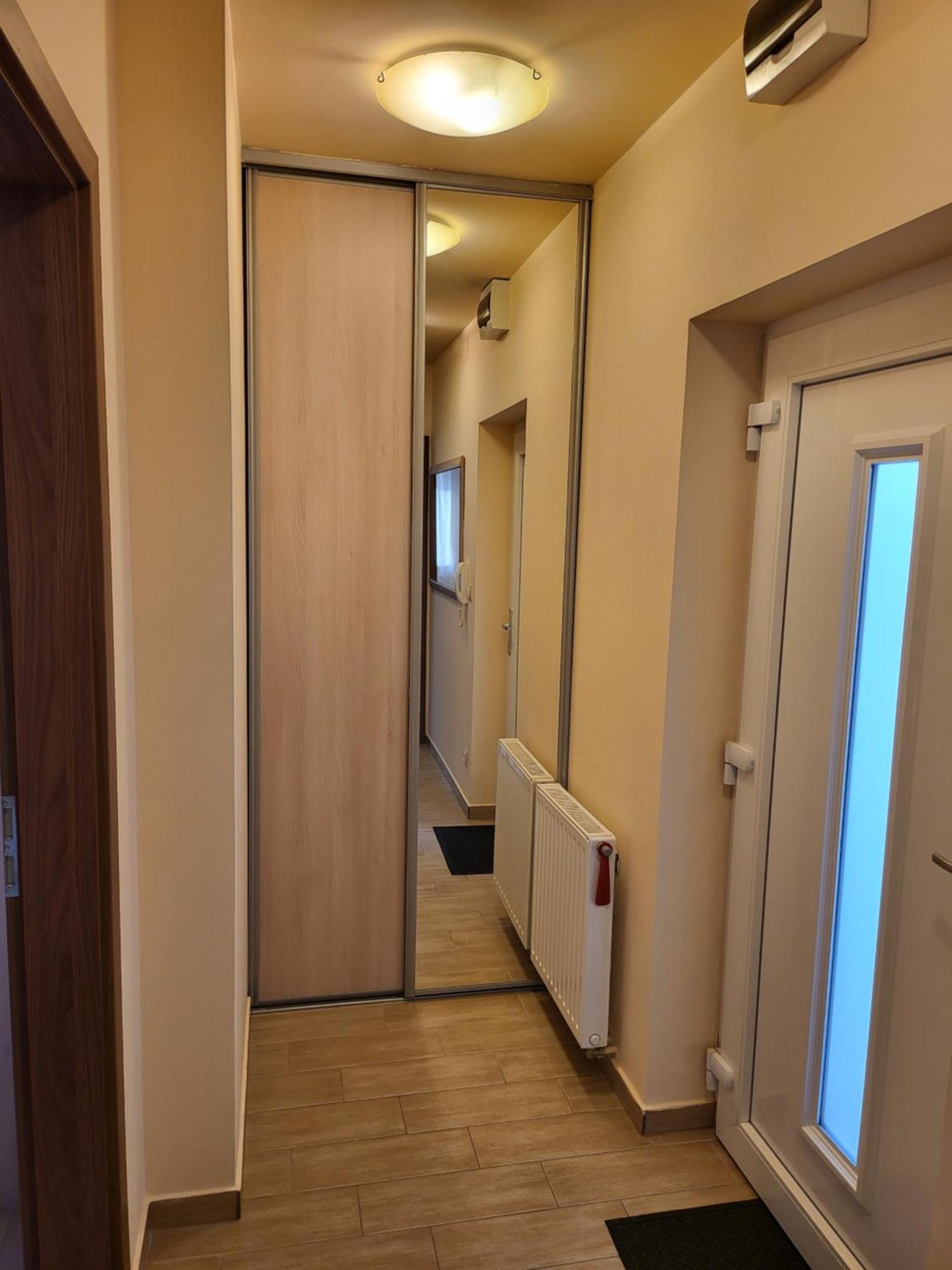 Triangol Apartman: Fuerdo, Belvaros, Egyetem Ráb Exteriér fotografie
